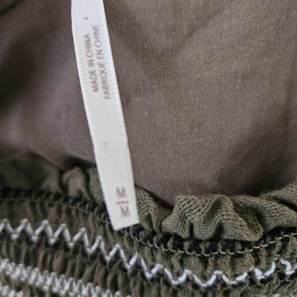 Free People Wandering Skies Smocked Top Blouse Boho Cropped Olive Green Sz M - Picture 4 of 6